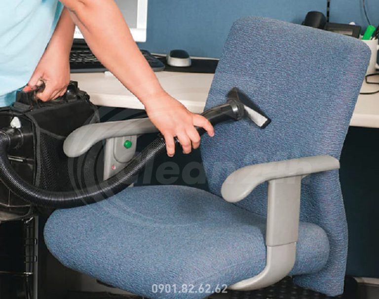 Hướng dẫn cách giặt ghế nỉ văn phòng sạch nhất, nhanh nhất
