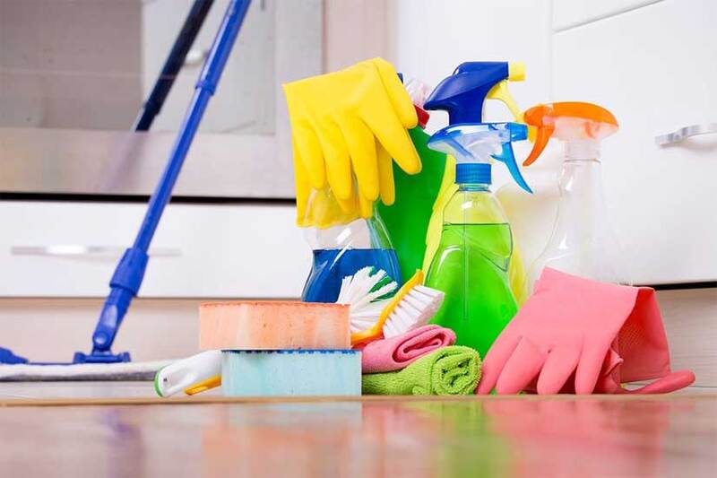Những lưu ý khi thực hiện tẩy xi măng trên nền gạch nhám