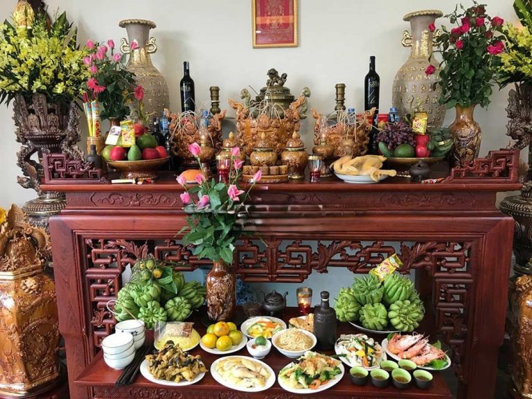Văn khấn và thủ tục khi thay bát hương mới