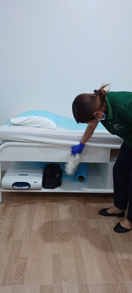 Vệ sinh các khu vực cách ly đặc biệt