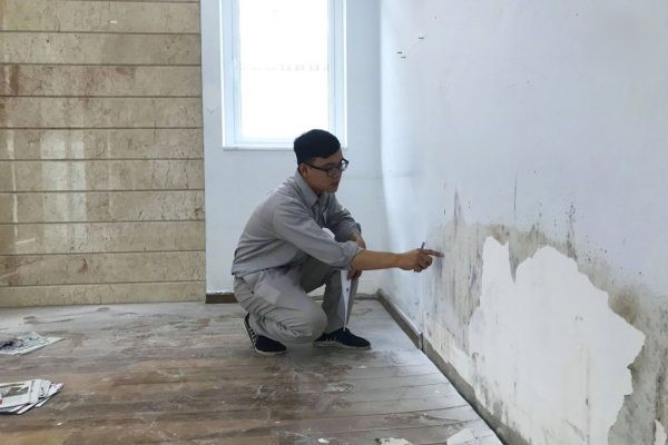 Chống thấm tường nhà cũ