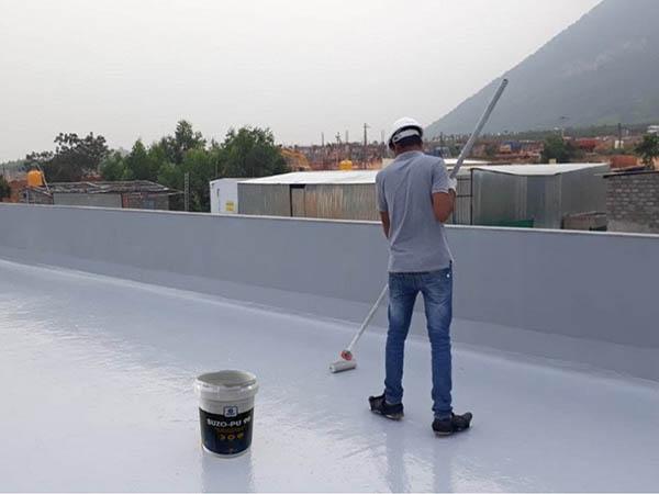 Chống thấm sân thượng bằng keo chống thấm